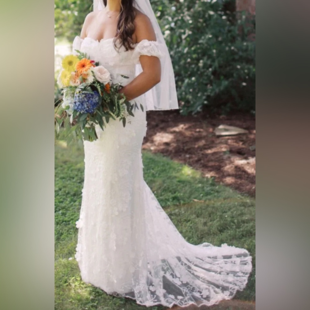 🆕NWOT Lulus Magical Beginnings White 3D Floral Embroidered Bridal Wedding Dress - Picture 9 of 9